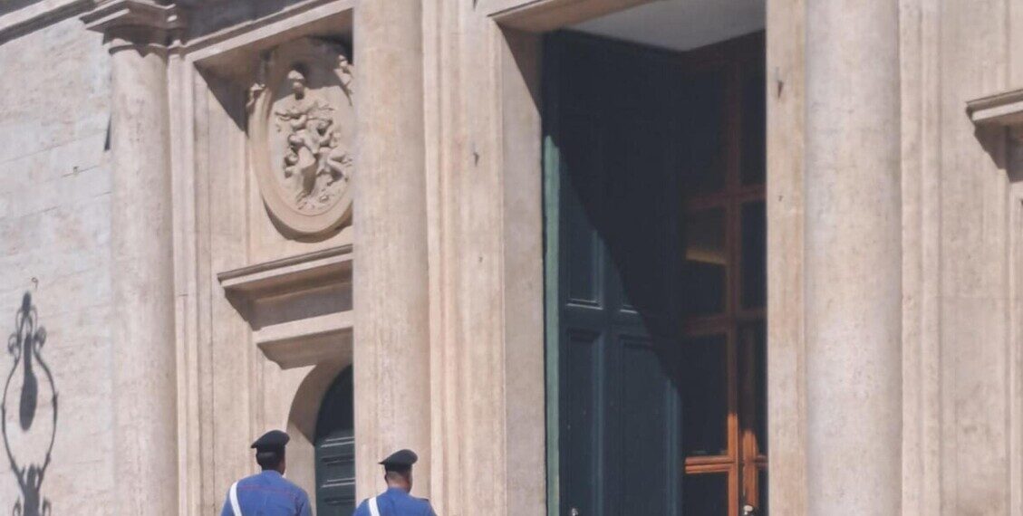 Furgiuele, Fontana fa il suo mestiere, non mi piego a sinistra