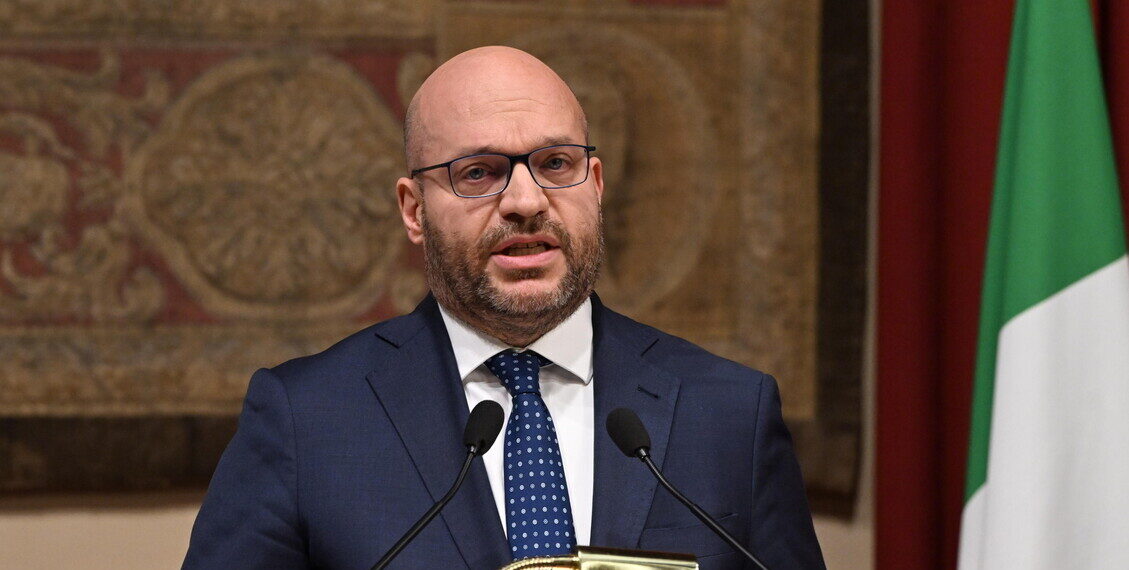 Fontana, inopportuna conferenza stampa di domani sulla ‘Remigrazione’