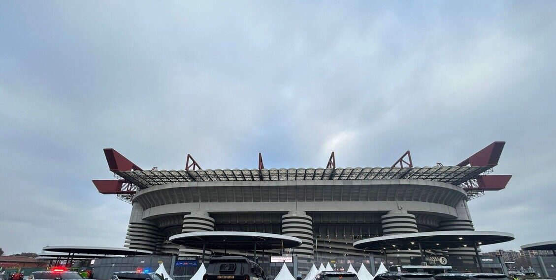 La polizia del Qatar sfila a Milano in vista delle Olimpiadi