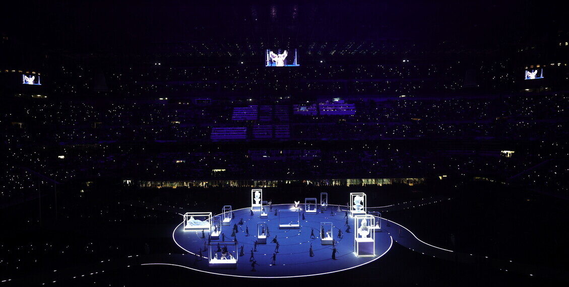 Milano Cortina: s’illumina San Siro, al via Cerimonia dei Giochi