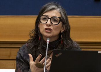 Lega, depositata risoluzione per dimissioni immediate Albanese