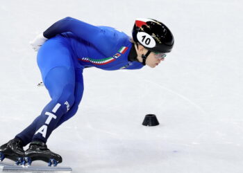 Milano Cortina: dopo la caduta, Fontana in semifinale nei 1500 short track