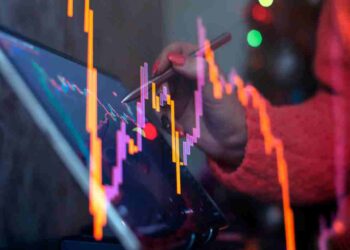 Eurogroup Laminations a picco in Borsa: cosa sta accadendo