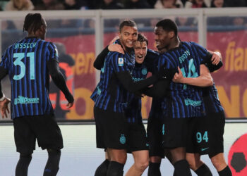 La decidono i cambi, l’Inter espugna Lecce con Mkhitaryan e Akanji