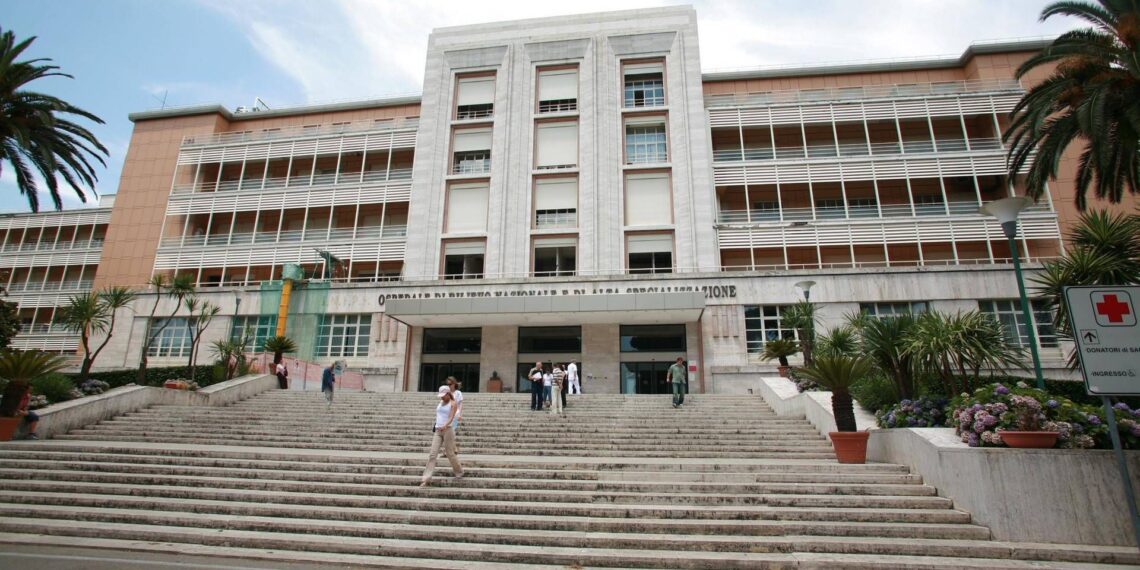 Bimbo trapiantato a Napoli, il legale della famiglia: “Iniziate le cure per il dolore”