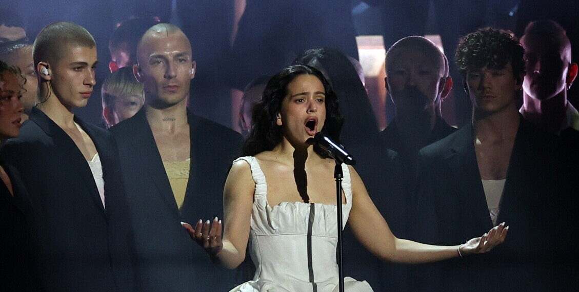 Rosalía si ferma al Forum, concerto interrotto per un malore