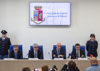 Altri due poliziotti indagati a Milano nell’indagine su Cinturrino