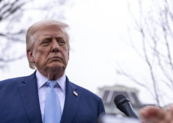 Trump, Iran apra Hormuz entro 48 ore o colpiremo centrali elettriche