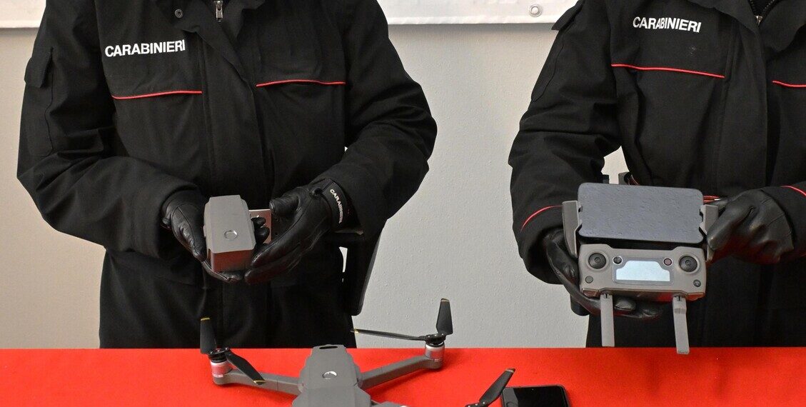 Stalking alla ex da due anni, la controllava con il drone