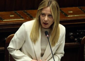 Iran, Meloni: “Governo non è complice”. E fa appello a opposizioni: “Compattiamoci, se non volete ditelo”